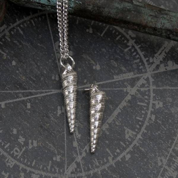 - a , silver Jewellery by Fay Page, measuring 2 x 2 cm (H x W) £62
